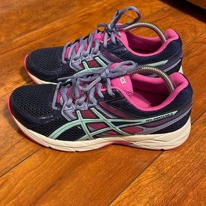 ASICS woman’s shoes